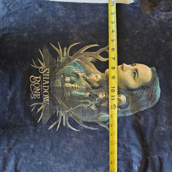 Ripple Junction Shadow and Bone Graphic Tee - Dark Wash Hot Topic Netflix - Picture 5 of 7